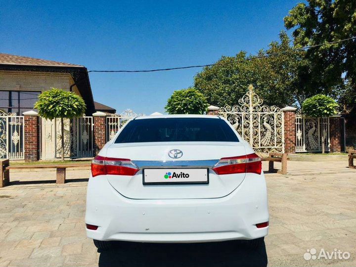 Toyota Corolla, 2015