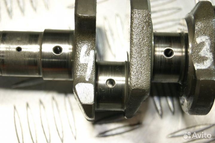 Коленвал Suzuki Bandit 250-1