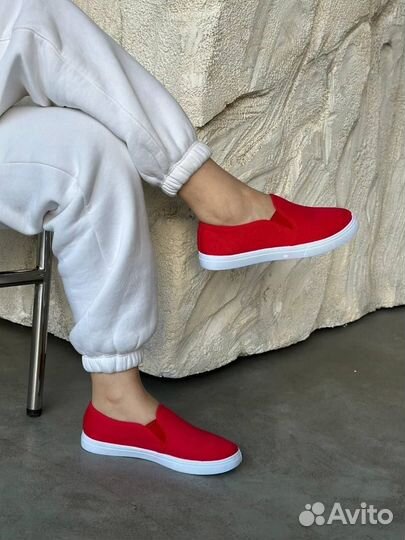 Слипоны женские