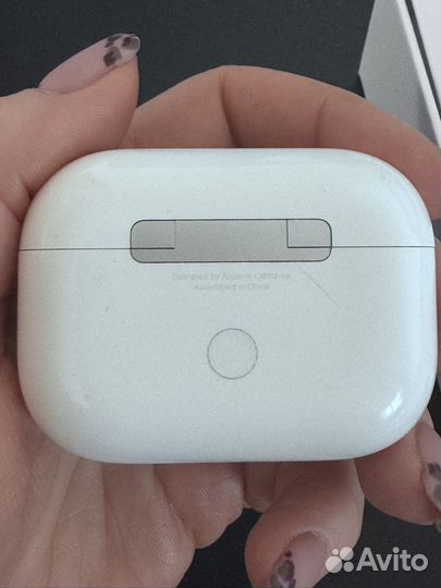 Airpods pro 2 кейс и правый наушник