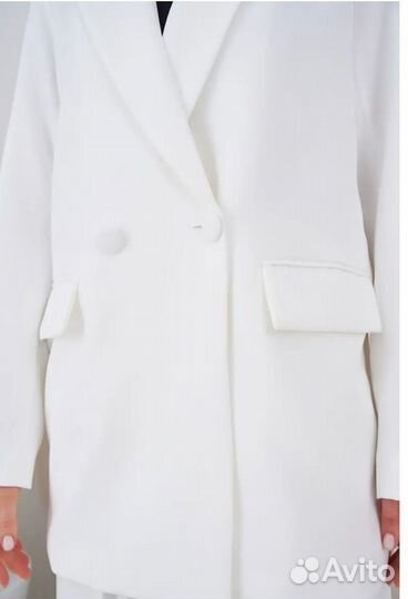 Брючный костюм женский 42 44 новый