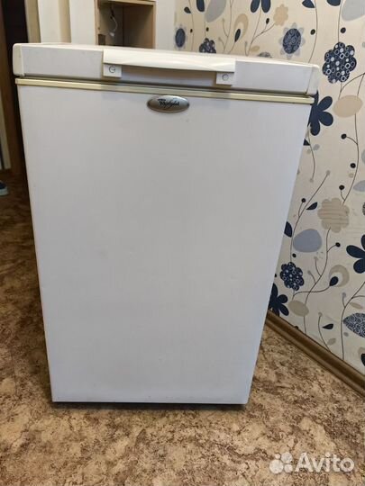 Морозильный ларь Whirlpool AFG 610 M-B