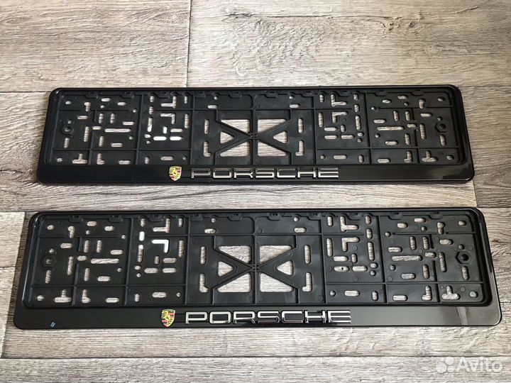 Рамки для номера с надписью Porsche