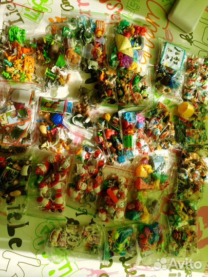 Киндер-сюрприз целые серии 90 и др