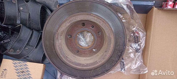 Задние Тормозные диски chevrolet cruze2шт1500