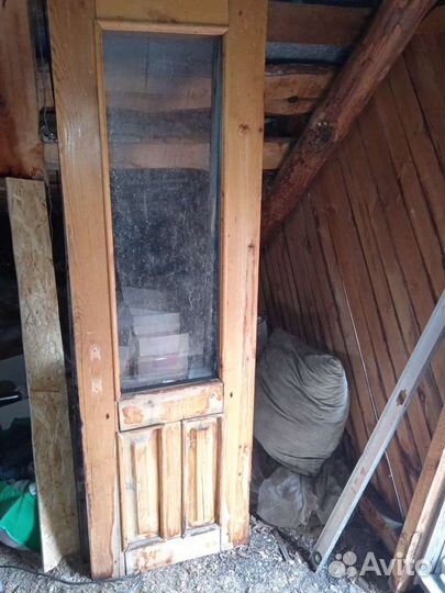 Дверь двухстворчатая деревянная
