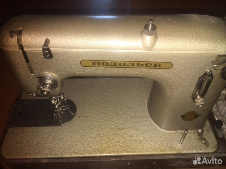Старая швейная машинка Подольск