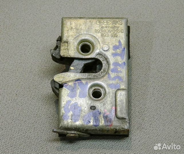 Замок двери задней правой Audi 80 B3