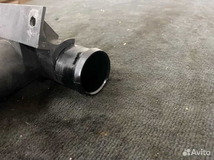 Тройник охлаждения наддува Land Rover Range Rover