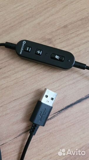 Компьютерная гарнитура Accutone UM210 USB