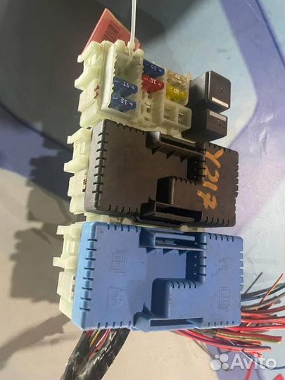 Блок предохранителей 4297525