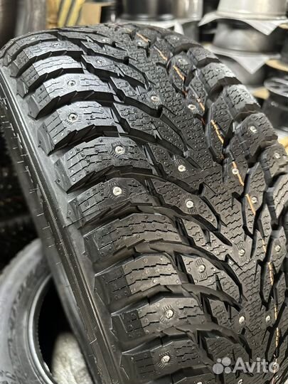 Nokian Tyres Hakkapeliitta 9 SUV 255/50 R19 107T