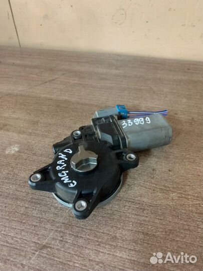 Моторчик стеклоподъемника Geely Emgrand задний лев