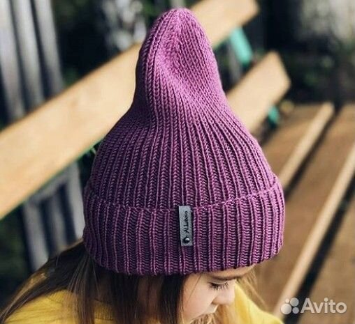 Вязаная шапка на осень