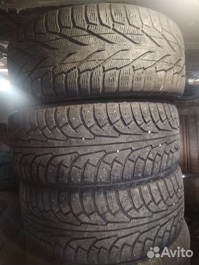 Nokian Tyres Hakkapeliitta R2 SUV 255/55 R18