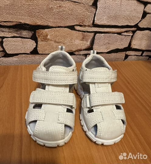 Сандалии детские