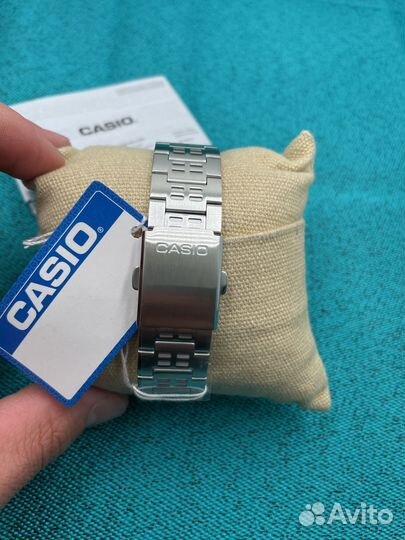 Часы наручные Casio Collection MTP-E350D-1B