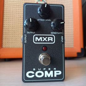 MXR Super comp M132