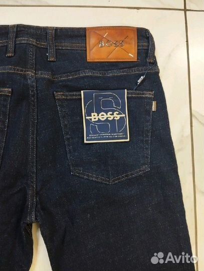 Джинсы Boss