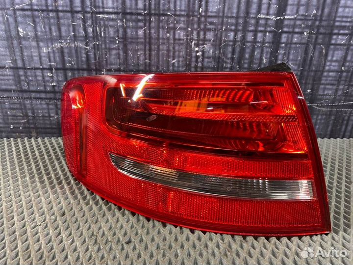 Фонарь левый Audi A4 Avant B8 cdhb 2008