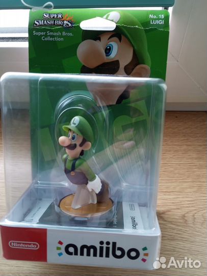 Amiibo Super Smash Bros. Luigi #15