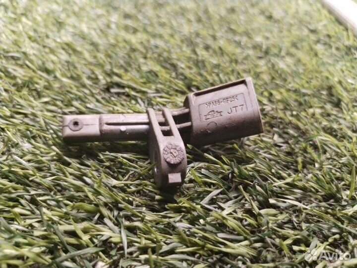 Датчик ABS Audi Q3 8UB cczc 2012