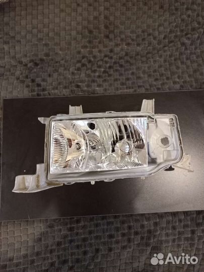 Фары toyota bb ксенон