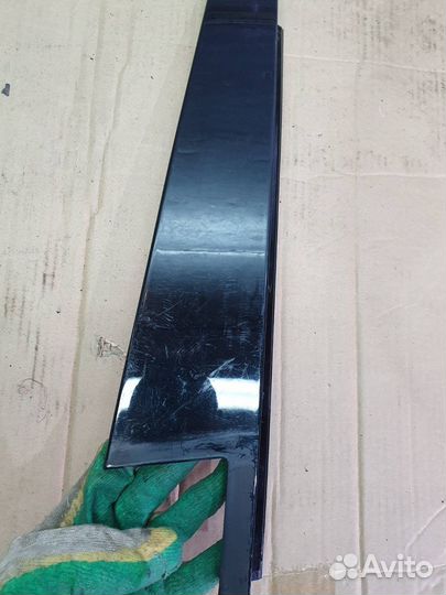 Накладка двери лев. зад. Mercedes-Benz C-klasse