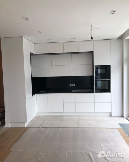 Встраиваемый кухонный гарнитур на заказ