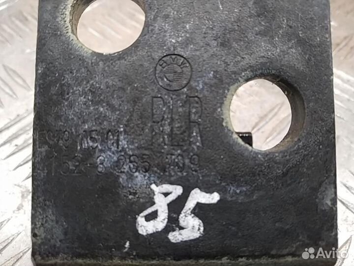 Петля двери задней правой нижняя BMW X5