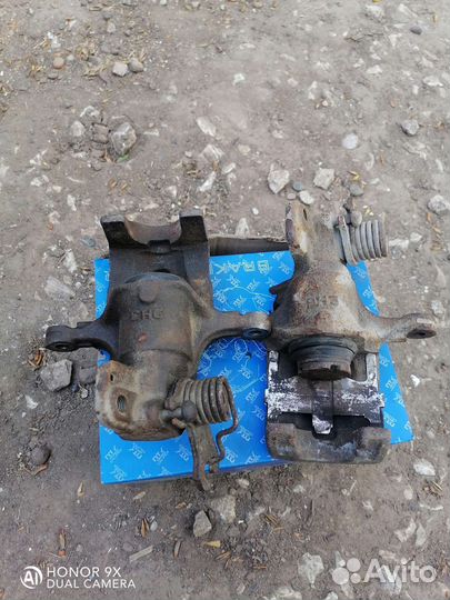 Суппорт nissan almera tino primera