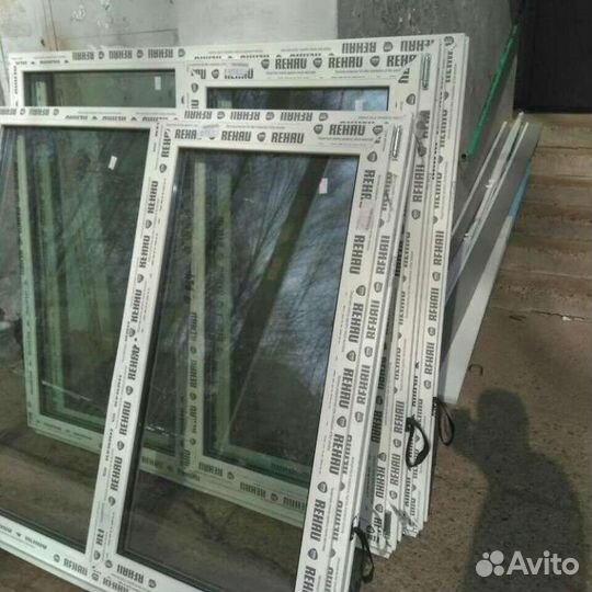 Пластиковое окно Rehau в наличии и под заказ