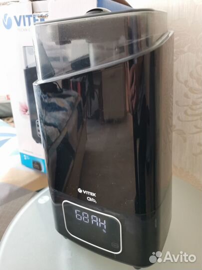 Увлажнитель воздуха Vitek Airo2 VT-2338