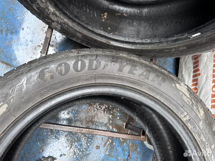 Goodyear EfficientGrip 285/50 R20