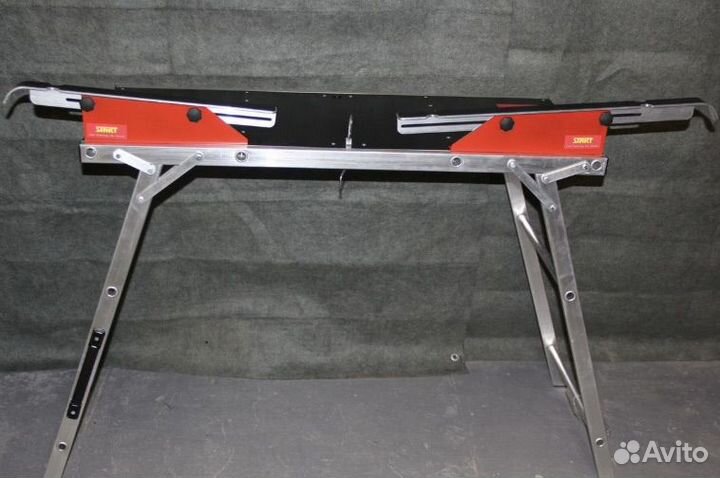 Стол для подготовки лыж Start