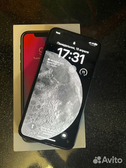iPhone X, 64 ГБ