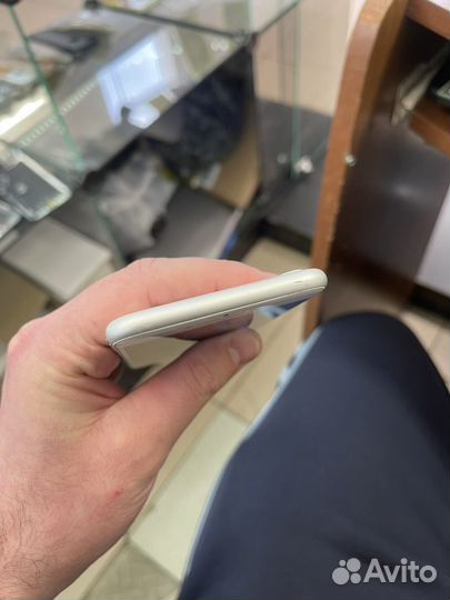iPhone 7, 128 ГБ