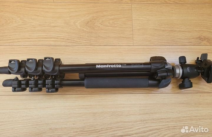 Штатив для фотоаппарата профессиональный