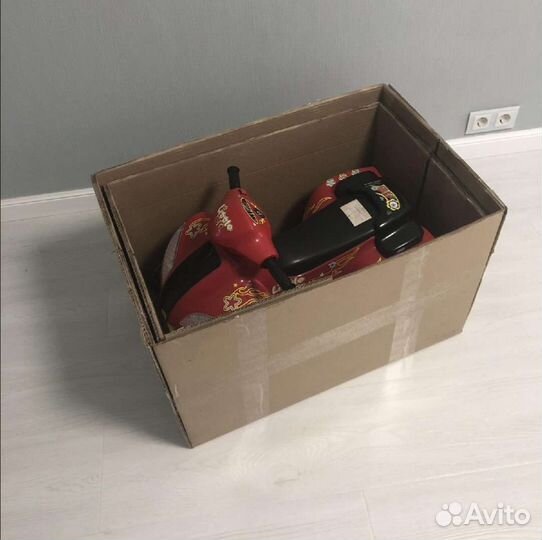 Детский квадроцикл на аккумуляторе