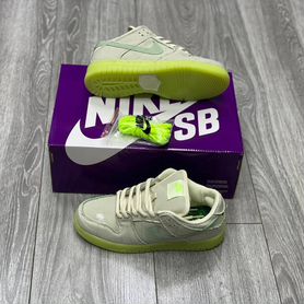 Кроссовки Nike SB Dunk Low Mummy