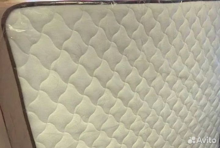Матрас Новый с Латексом