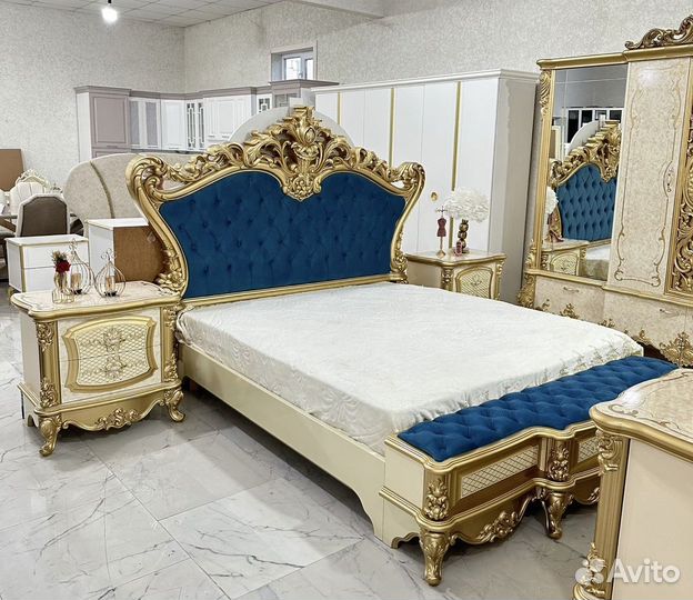 Спальный гарнитур 