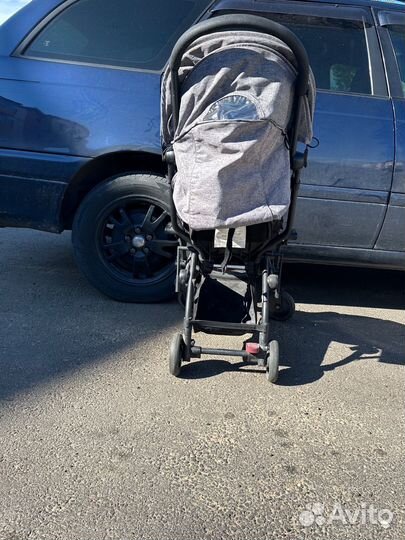 Прогулочная коляска yuyu