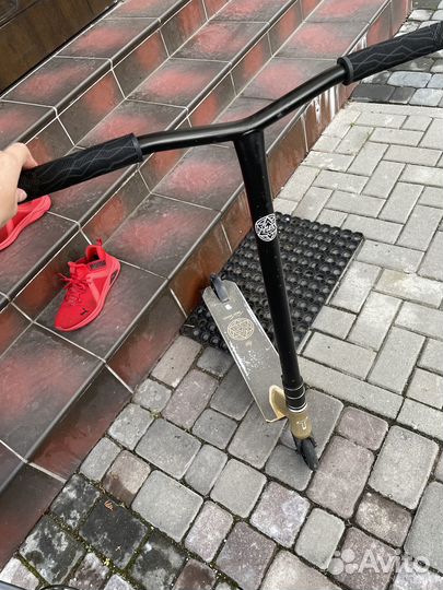 Трюковой самокат tech team hex