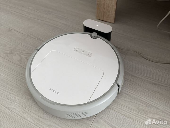 Робот пылесос Xiaomi Vacuum Cleaner
