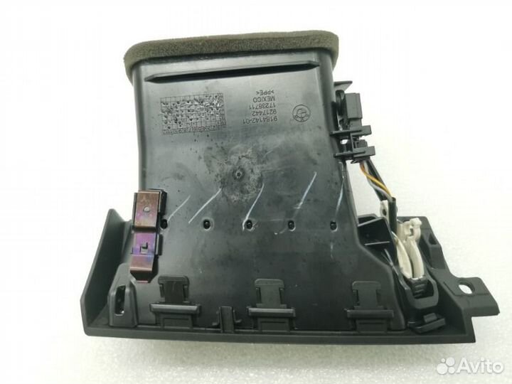 Дефлектор воздушный правый Bmw X4 F26 2.0 2014