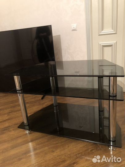 Тумба под тv, стеклянная