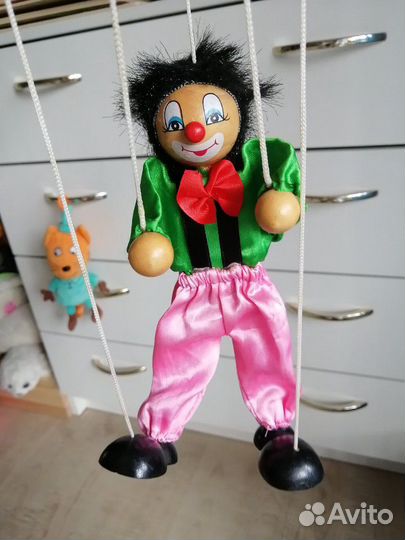 Клоун марионетка
