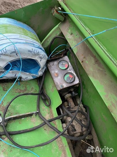 Пресс-подборщик John Deere 550, 2000