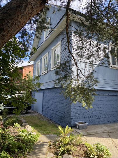 Дом 183,3 м² на участке 12 сот.